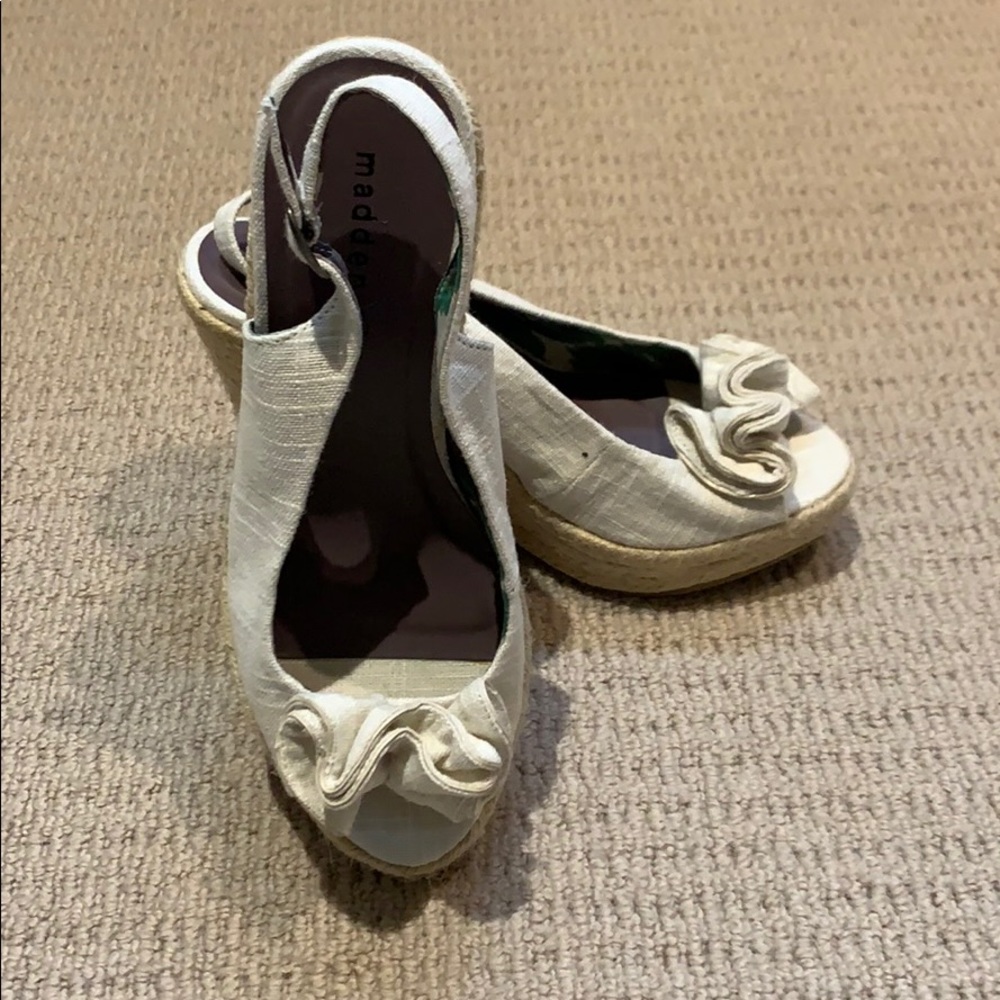 Madden Girl espradilles